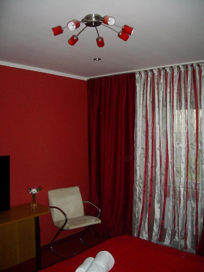Bed and Breakfast Kardamon Żary Habitación foto